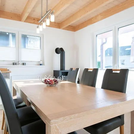 Holiday home Seepark Seerose 3 *